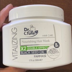 Vitalizing Hair Mask by Farmasi